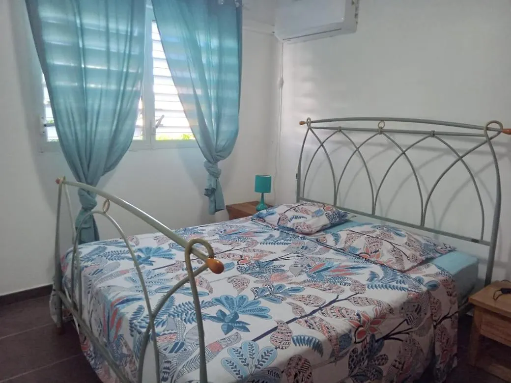 Beau Meuble F3- Vue Mer Le Moule 0*,  Guadeloupe