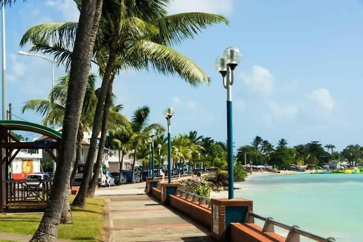 Beau Meuble F3- Vue Mer Le Moule Guadeloupe